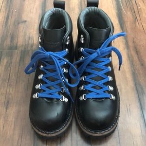 Eddie Bauer Women’s K-6 Boot